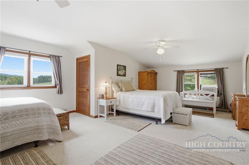 Spruce Pine, North Carolina, 28777, United States, 4 Bedrooms Bedrooms, ,2 BathroomsBathrooms,Residential,For Sale,2045160