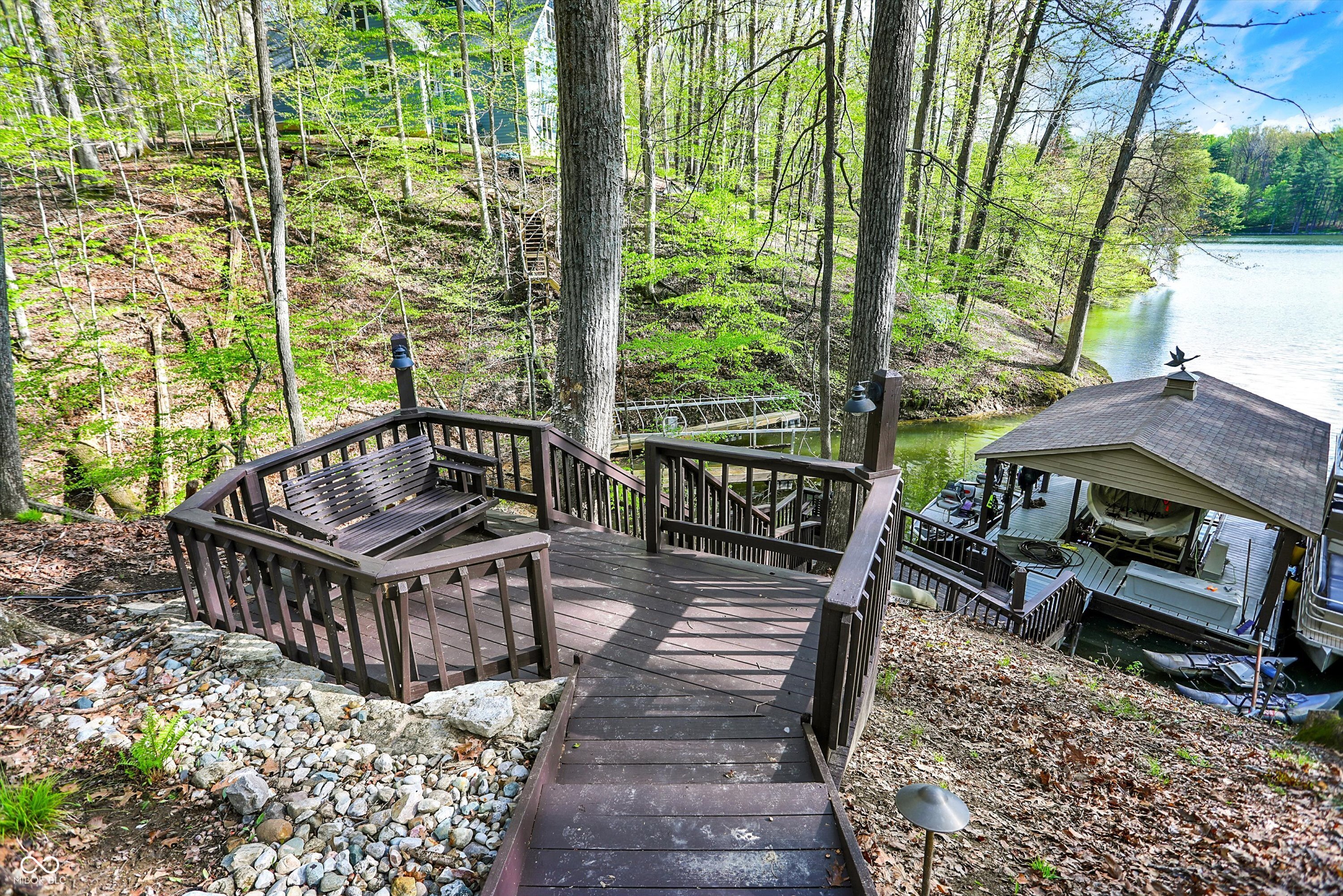 Trafalgar, Indiana, 46181, United States, 4 Bedrooms Bedrooms, ,4 BathroomsBathrooms,Residential,For Sale,1981773