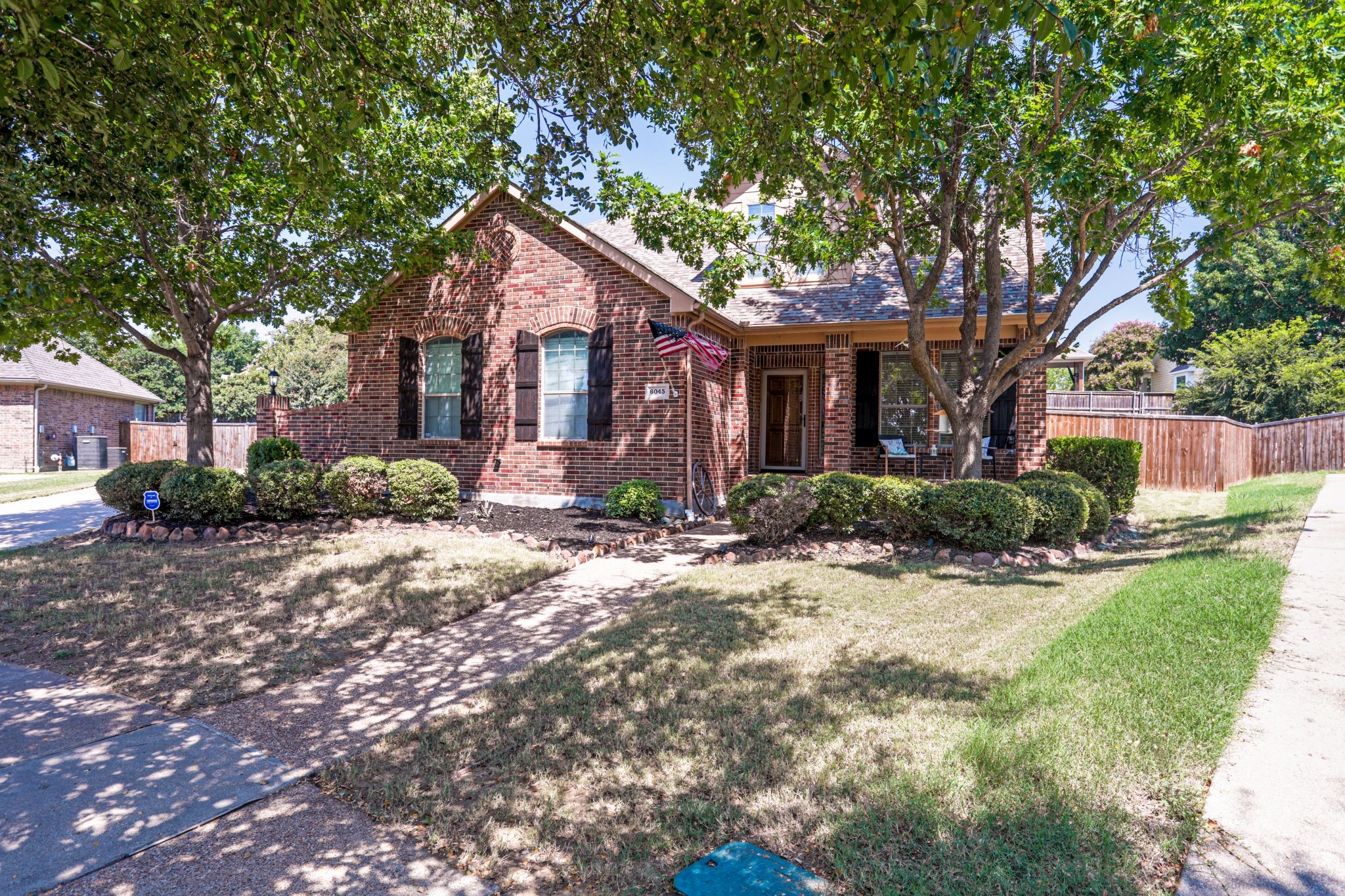 North Richland Hills, Texas, 76180, United States, 5 Bedrooms Bedrooms, ,4 BathroomsBathrooms,Residential,For Sale,1946878