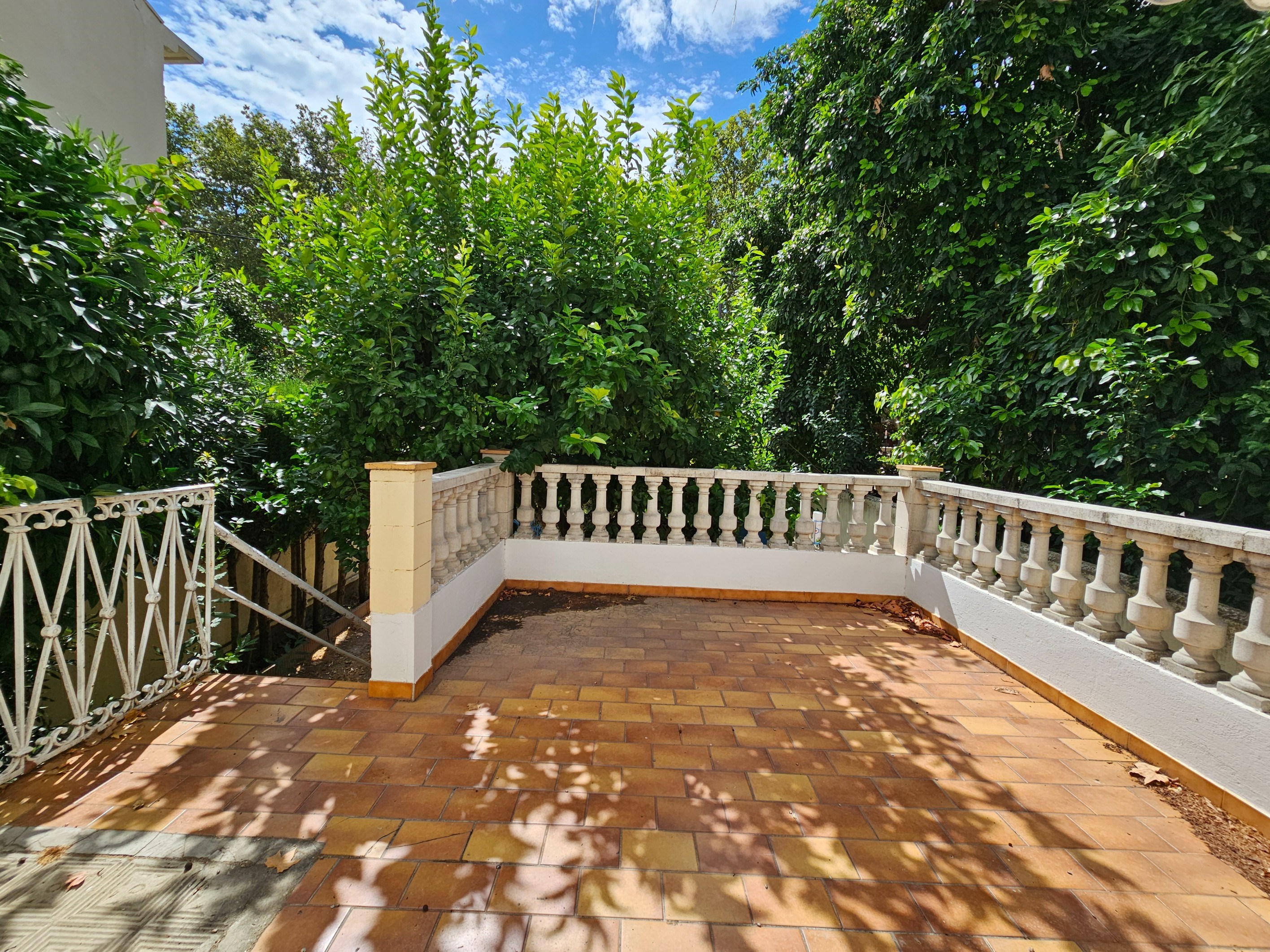 Charming Townhouse with Garden and Parking – Central Perpignan - 物件實景