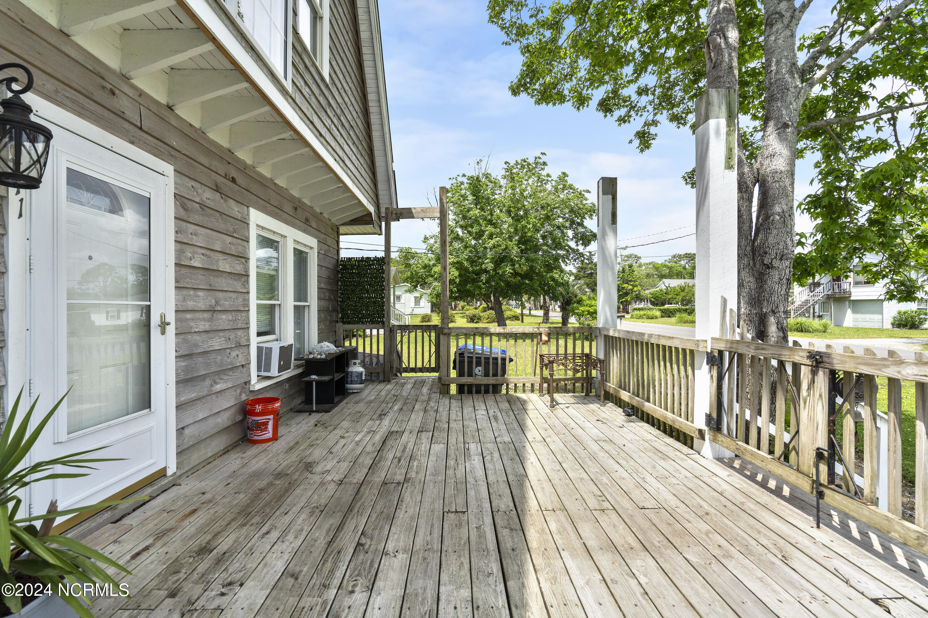 Carolina Beach, North Carolina, 28428, United States, 2 Bedrooms Bedrooms, ,2 BathroomsBathrooms,Residential,For Sale,1708974