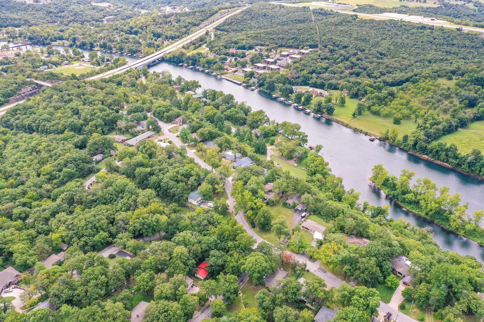 Branson, Missouri, 65616, United States, 3 Bedrooms Bedrooms, ,2 BathroomsBathrooms,Residential,For Sale,1976730