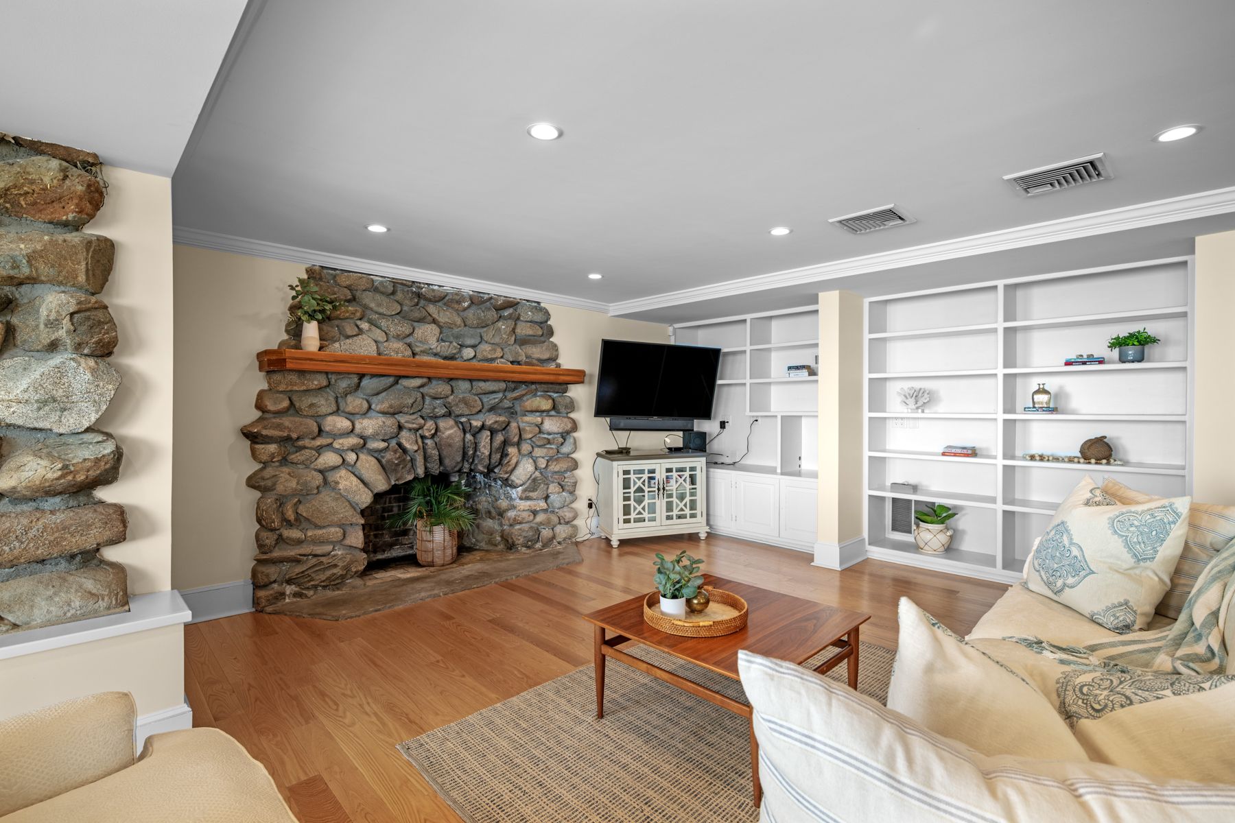  Prestigious Oceanfront Residence - 物件實景