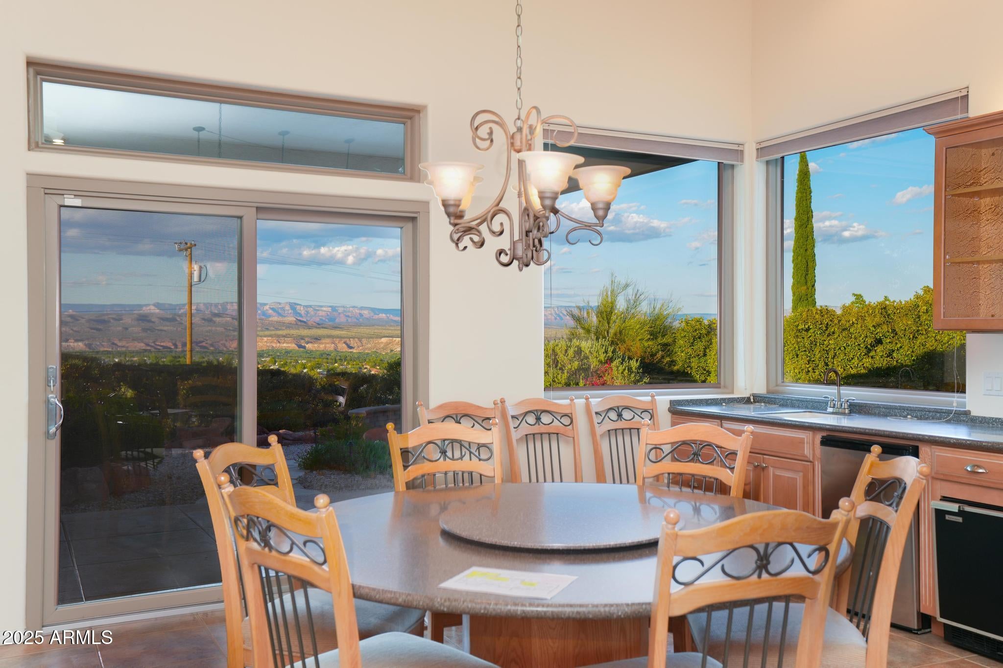 Cottonwood, Arizona, 86326, United States, 3 Bedrooms Bedrooms, ,3 BathroomsBathrooms,Residential,For Sale,1992035