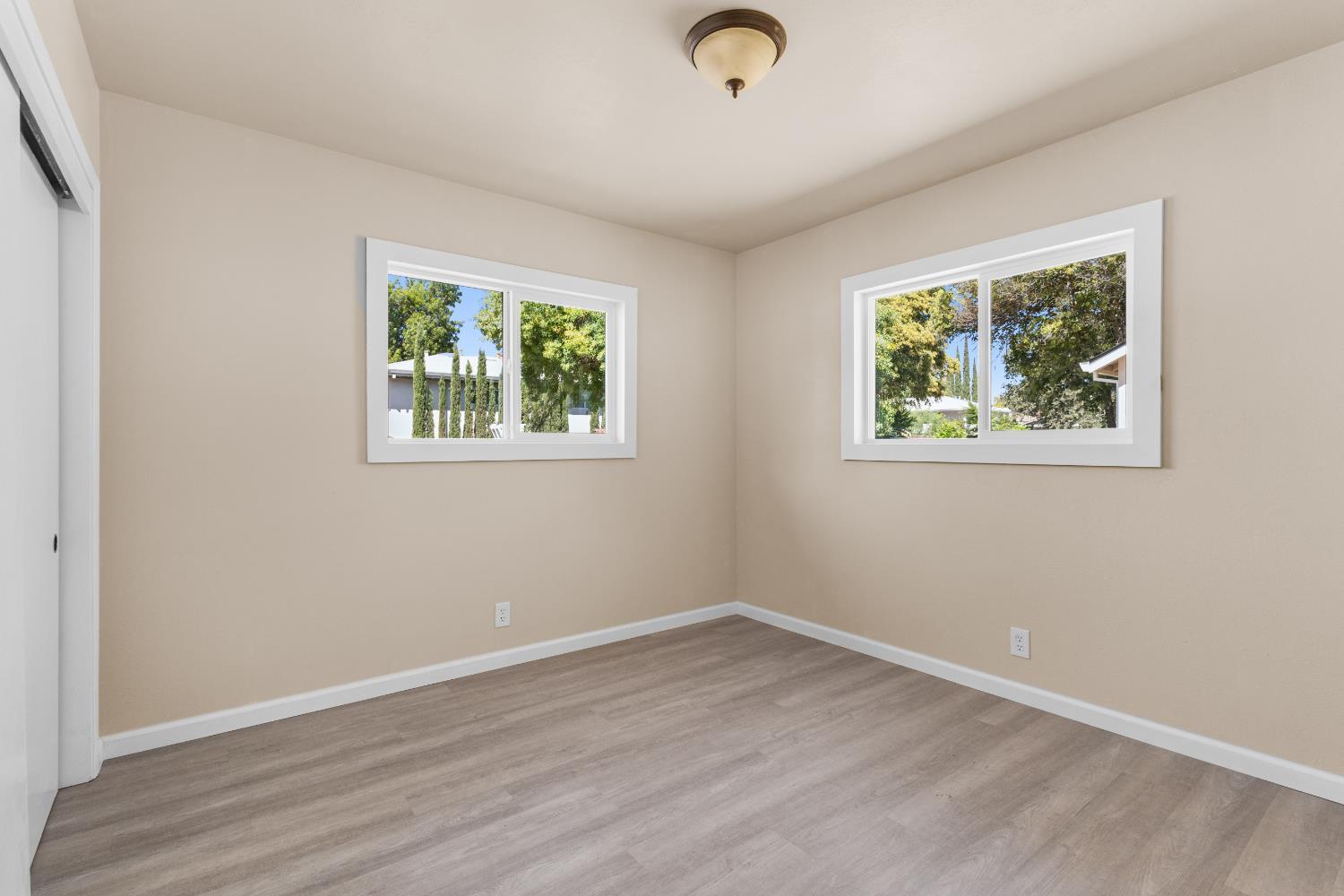 Roseville, California, 95678, United States, 3 Bedrooms Bedrooms, ,2 BathroomsBathrooms,Residential,For Sale,1923515