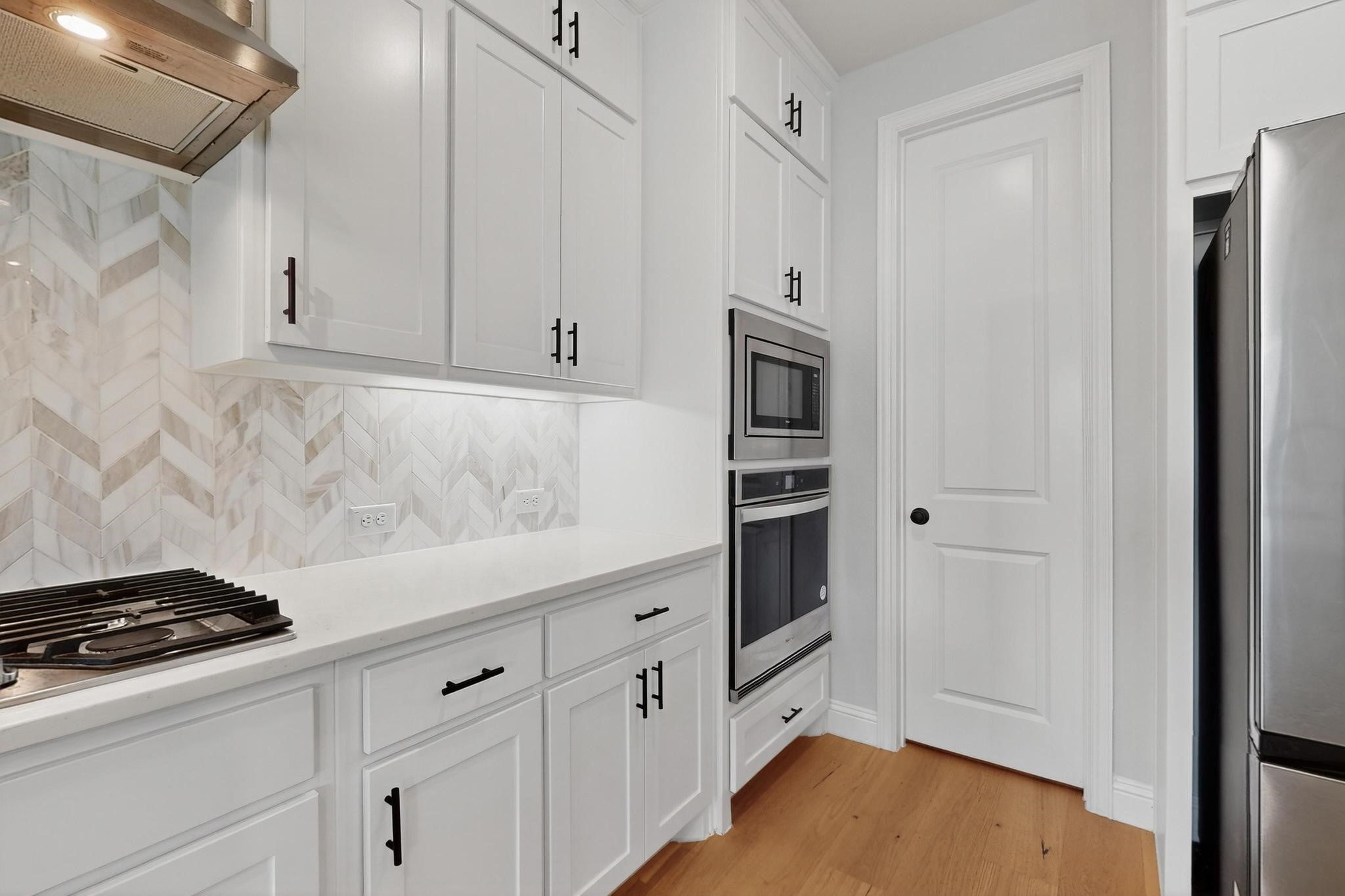 Mansfield, Texas, 76063, United States, 4 Bedrooms Bedrooms, ,4 BathroomsBathrooms,Residential,For Sale,1992597