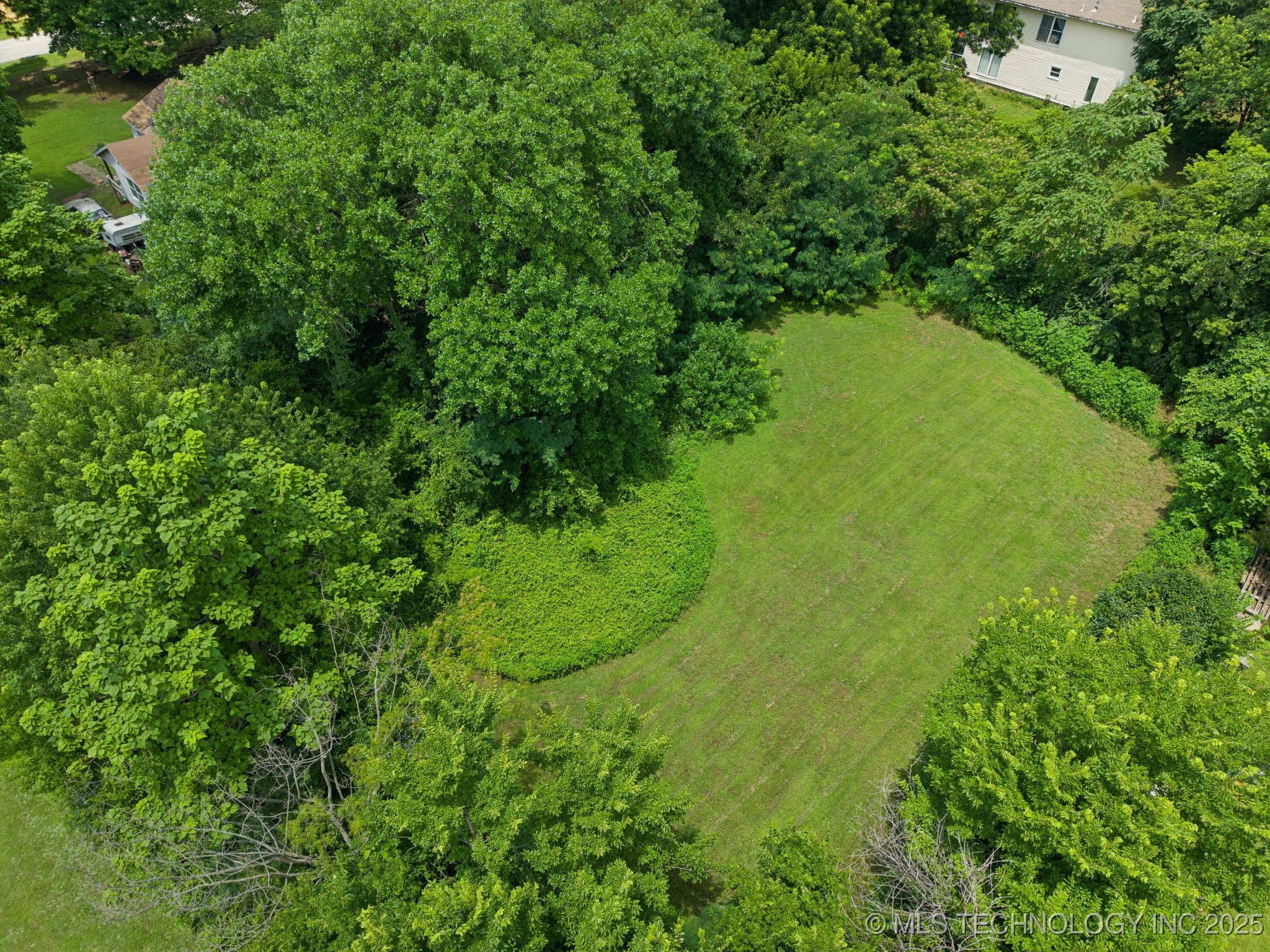 Tulsa, Oklahoma, 74132, United States, ,Residential,For Sale,1885174