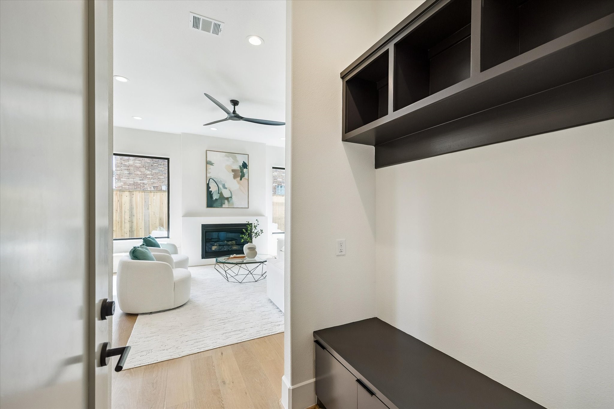  335 Harvard Street - 物件實景