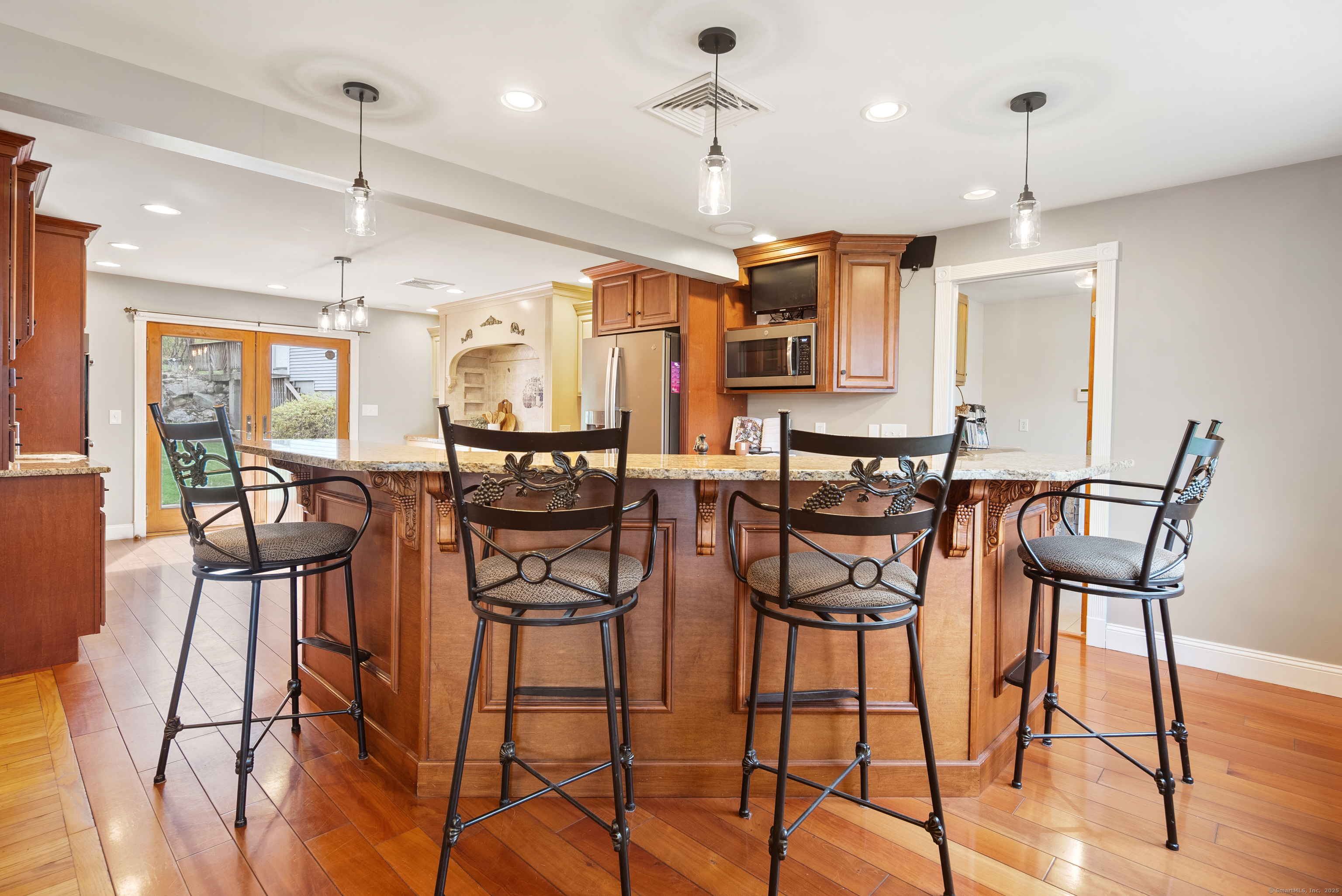 Somers, Connecticut, 06071, United States, 4 Bedrooms Bedrooms, ,4 BathroomsBathrooms,Residential,For Sale,1927442