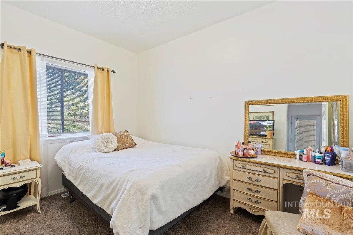 Nampa, Idaho, 83686-8635, United States, 4 Bedrooms Bedrooms, ,4 BathroomsBathrooms,Residential,For Sale,1907739