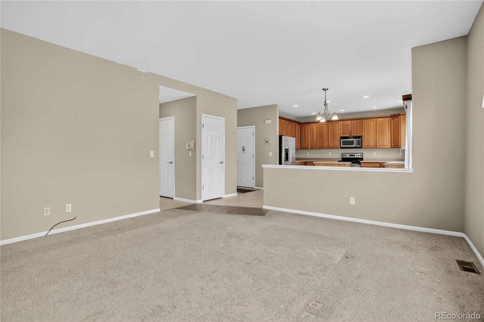 Commerce City, Colorado, 80022, United States, 3 Bedrooms Bedrooms, ,3 BathroomsBathrooms,Residential,For Sale,1989632