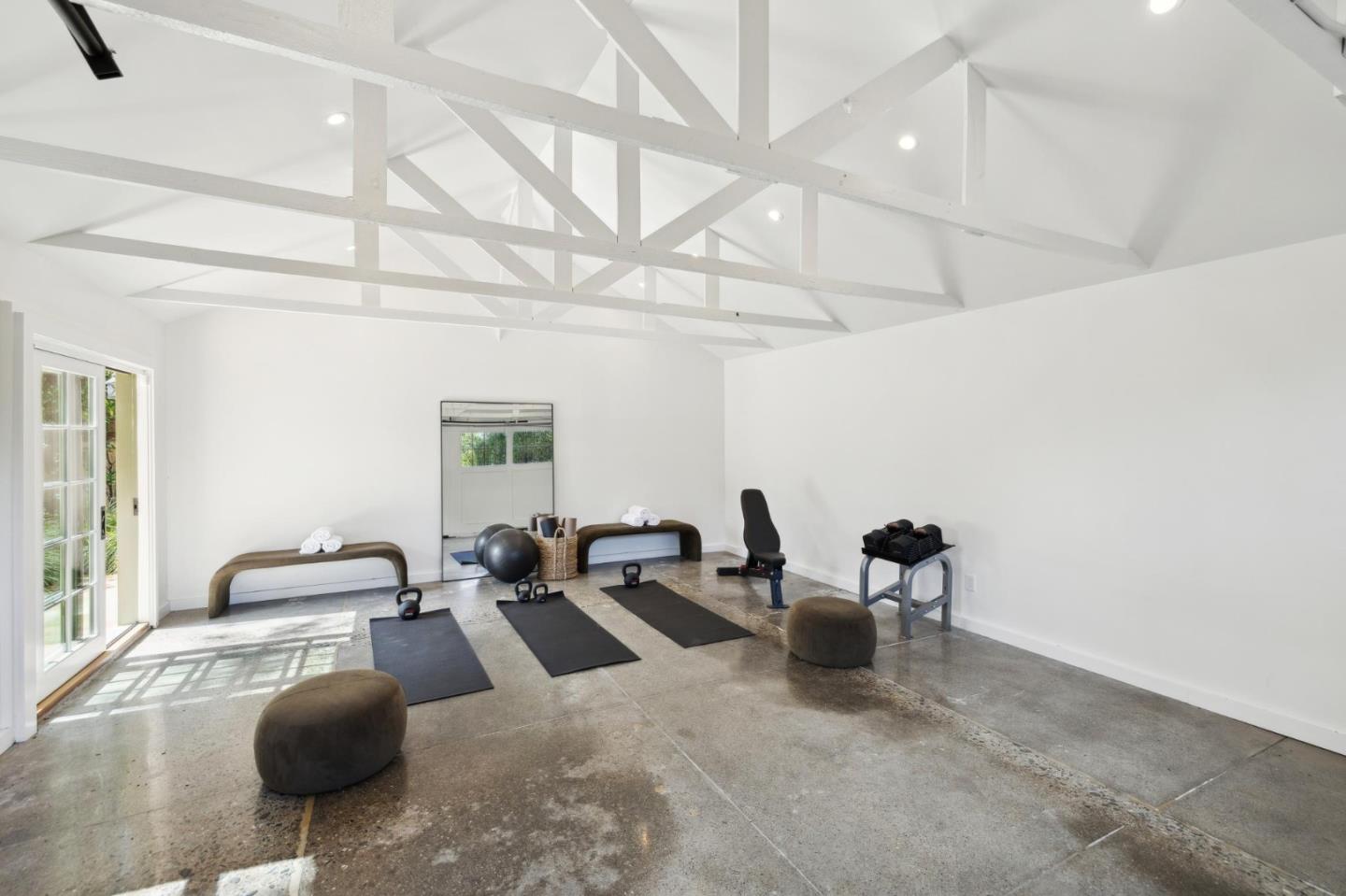 Menlo Park, California, 94025, United States, 4 Bedrooms Bedrooms, ,3 BathroomsBathrooms,Residential,For Sale,1901021