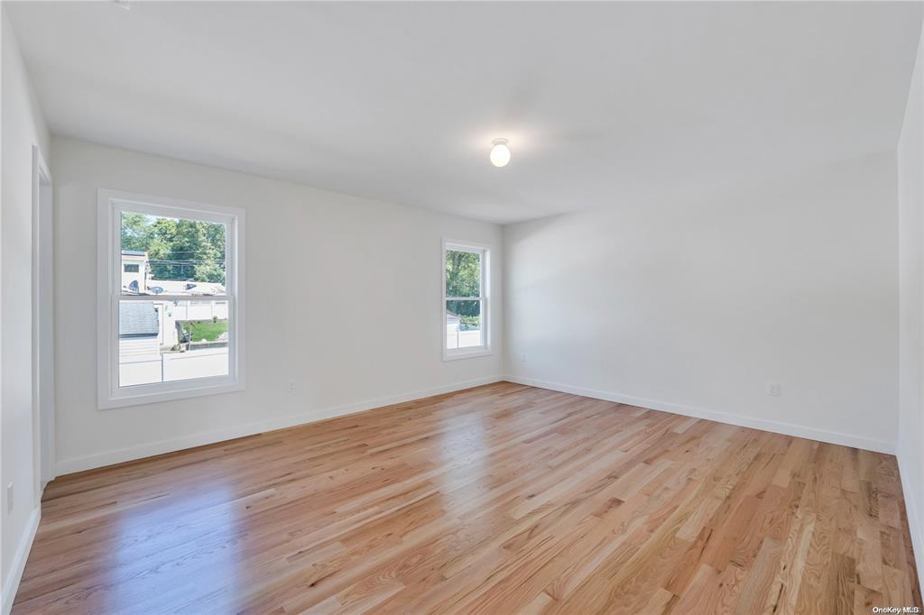 Ridge, New York, 11961, United States, 4 Bedrooms Bedrooms, ,3 BathroomsBathrooms,Residential,For Sale,1768348