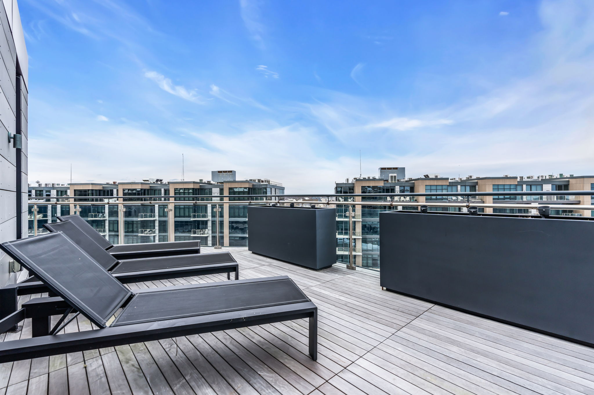  Lofts at Pier Village - 物件實景