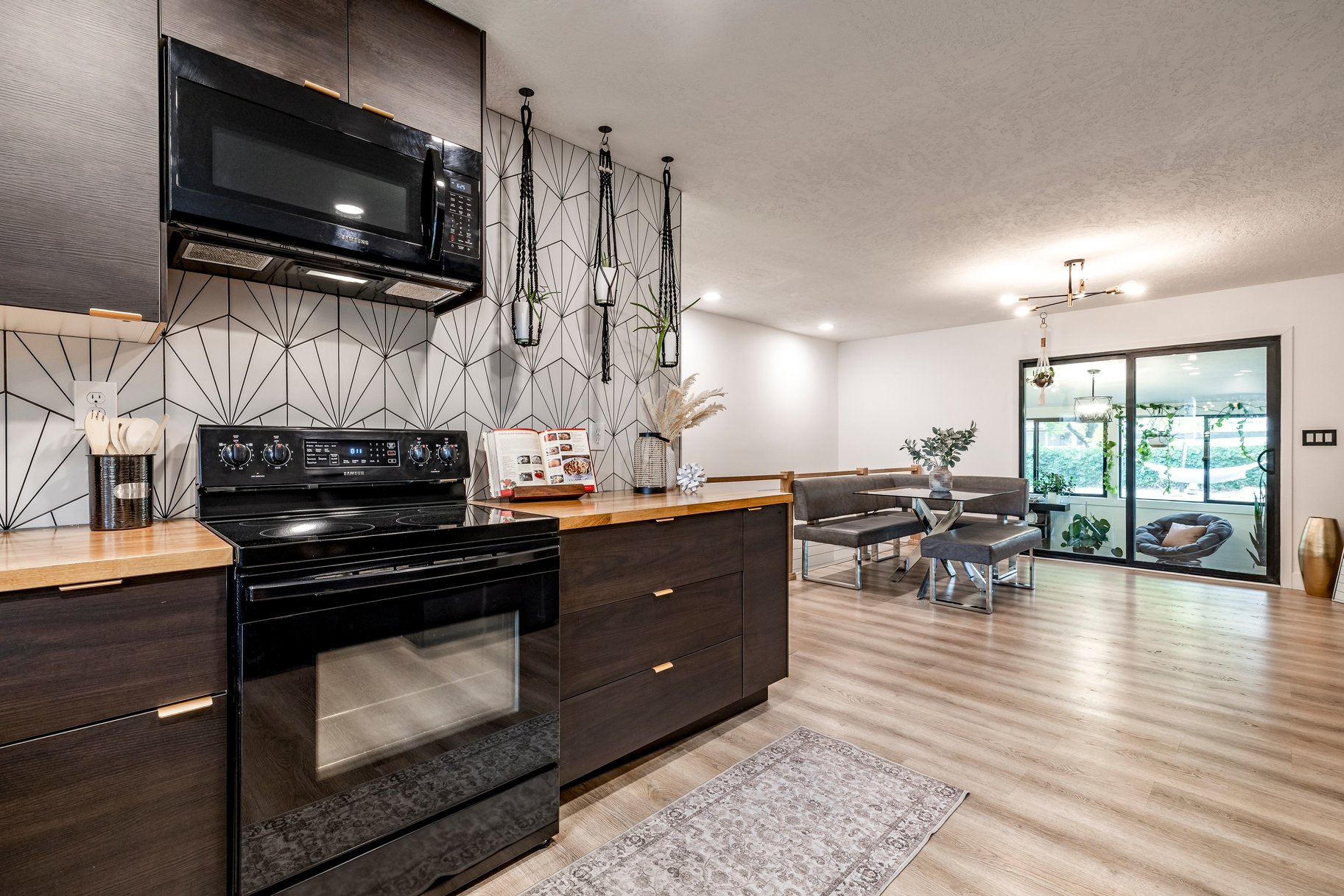  Private 0.34-Acre Modern Murray Rambler - 物件實景