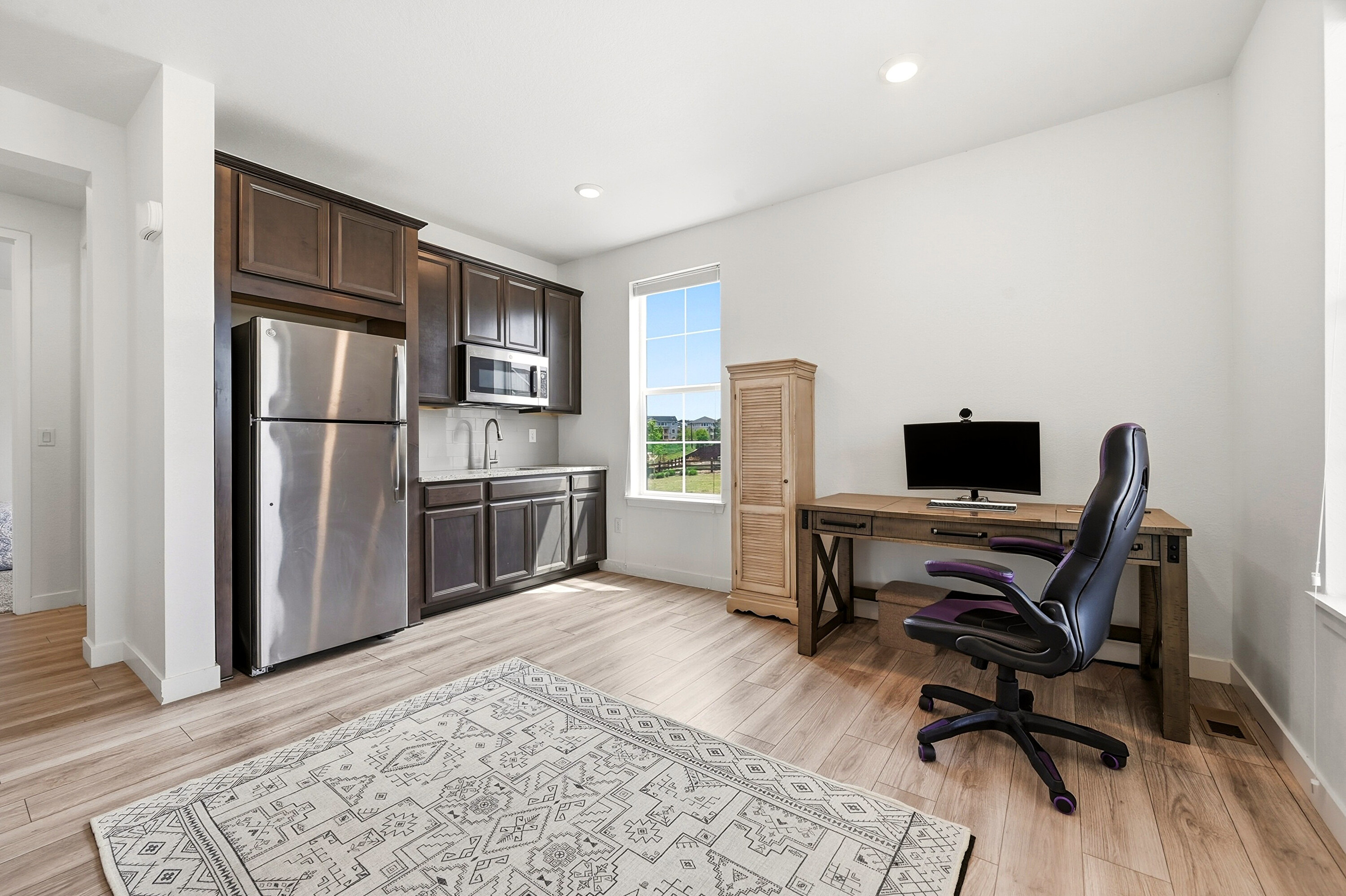 Thornton, Colorado, 80602, United States, 4 Bedrooms Bedrooms, ,2 BathroomsBathrooms,Residential,For Sale,2048657