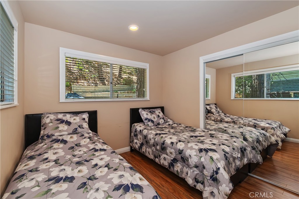 Lake Arrowhead, California, 92352, United States, 4 Bedrooms Bedrooms, ,2 BathroomsBathrooms,Residential,For Sale,1955780