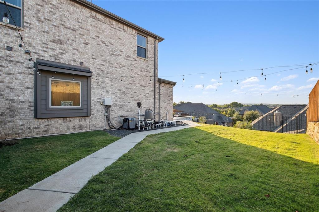 Burleson, Texas, 76028, United States, 5 Bedrooms Bedrooms, ,4 BathroomsBathrooms,Residential,For Sale,1930718