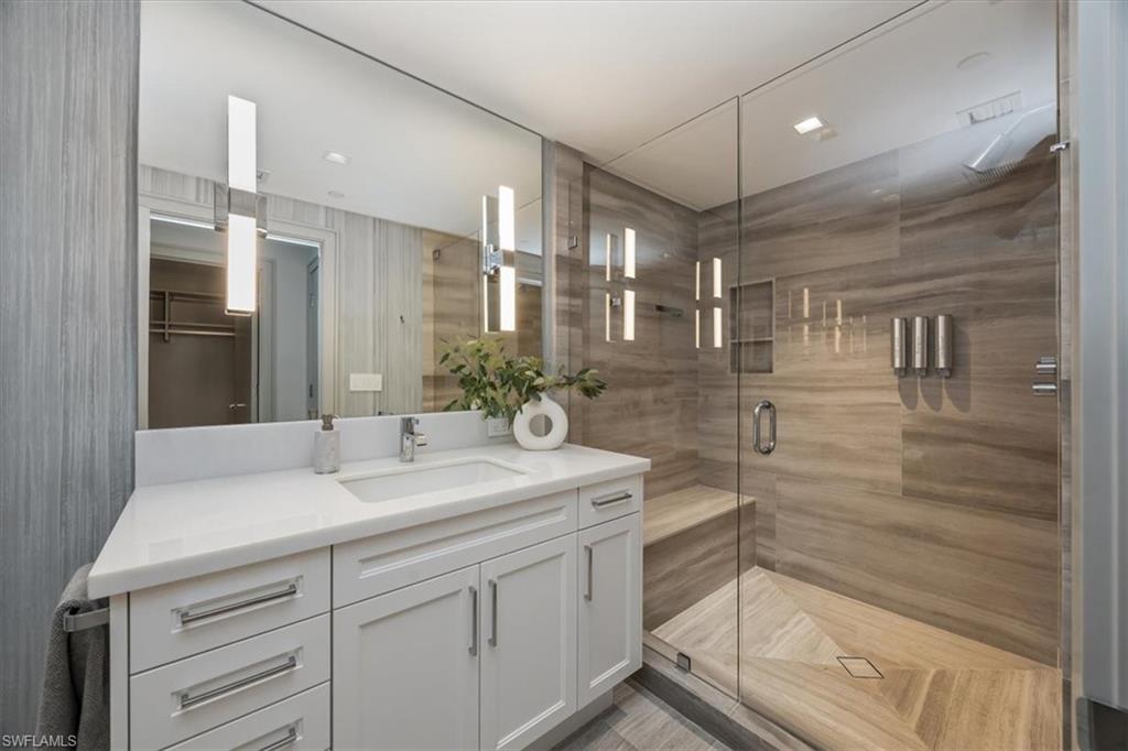 Naples, Florida, 34108, United States, 5 Bedrooms Bedrooms, ,5 BathroomsBathrooms,Residential,For Sale,1960565