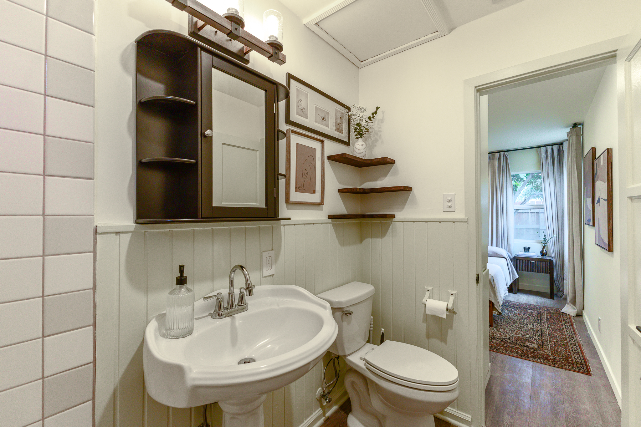  927 Pine Grove Ave - 物件實景