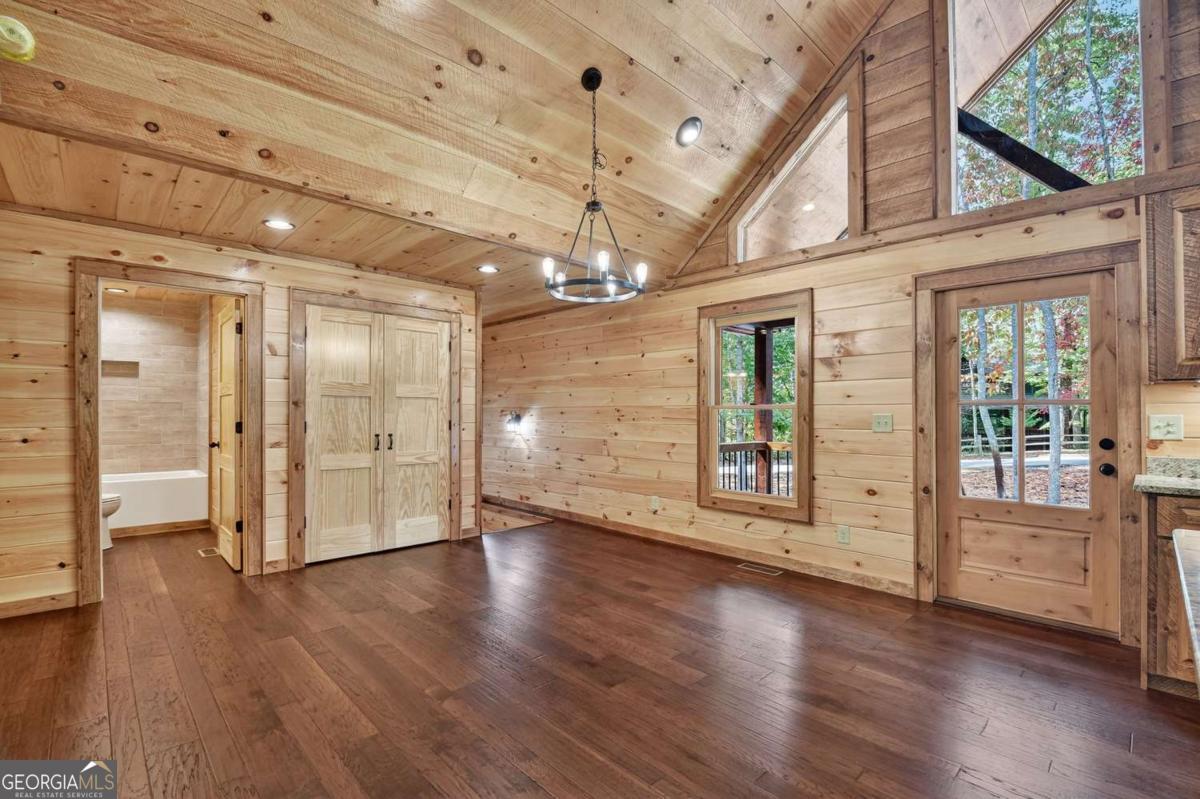 Mineral Bluff, Georgia, 30559, United States, 4 Bedrooms Bedrooms, ,3 BathroomsBathrooms,Residential,For Sale,1953932