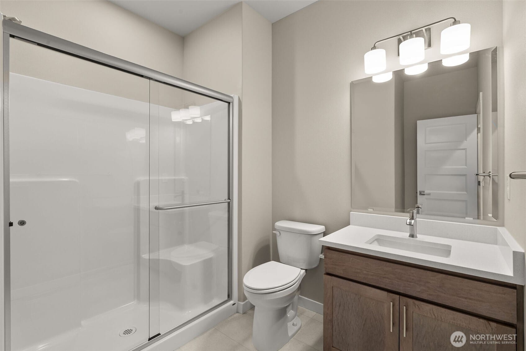 Tumwater, Washington, 98512, United States, 5 Bedrooms Bedrooms, ,4 BathroomsBathrooms,Residential,For Sale,1997115