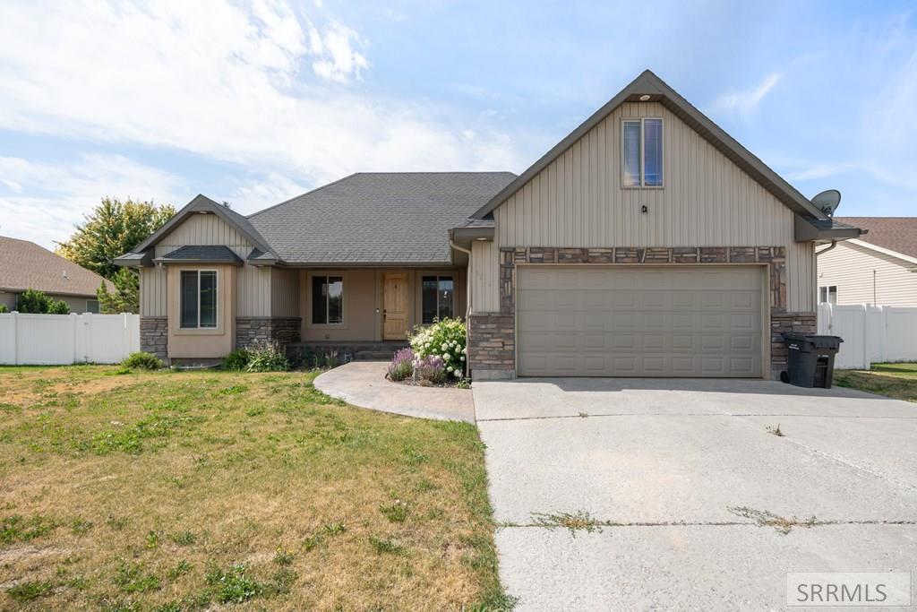 IDAHO FALLS, Idaho, 83401, United States, 6 Bedrooms Bedrooms, ,3 BathroomsBathrooms,Residential,For Sale,2006339