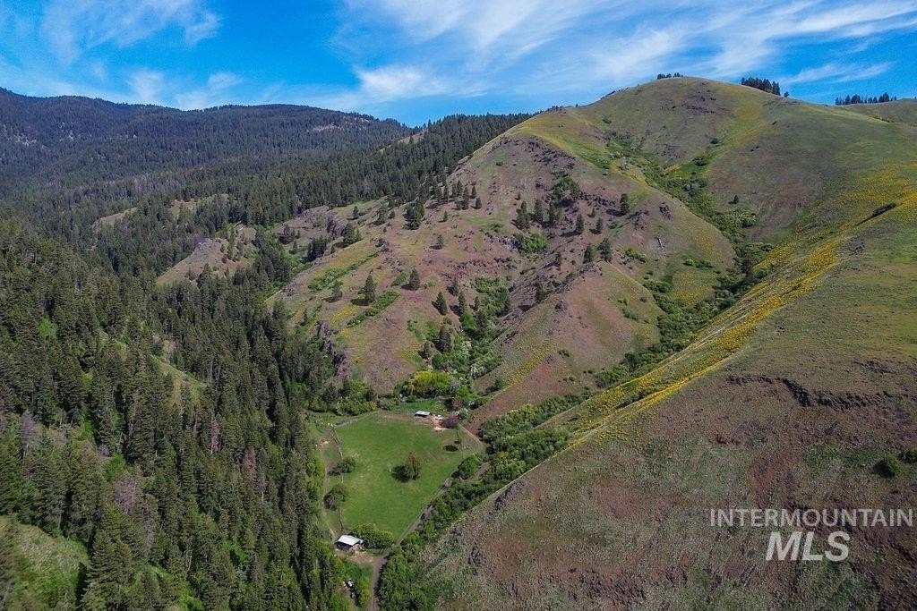 Riggins, Idaho, 83549, United States, 2 Bedrooms Bedrooms, ,1 BathroomBathrooms,Residential,For Sale,1826044