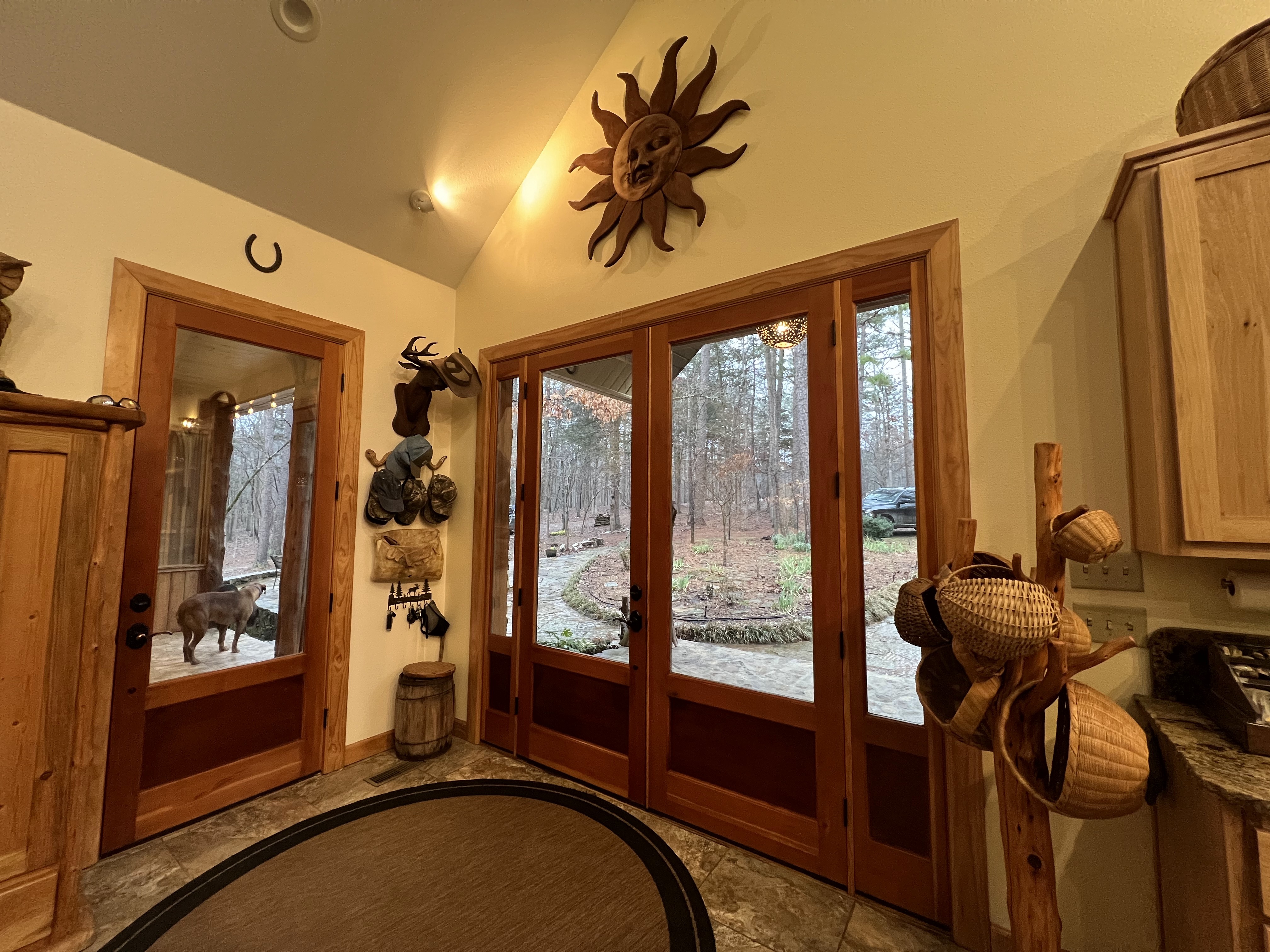 Mena, Arkansas, 71953, United States, 3 Bedrooms Bedrooms, ,3 BathroomsBathrooms,Residential,For Sale,1979119