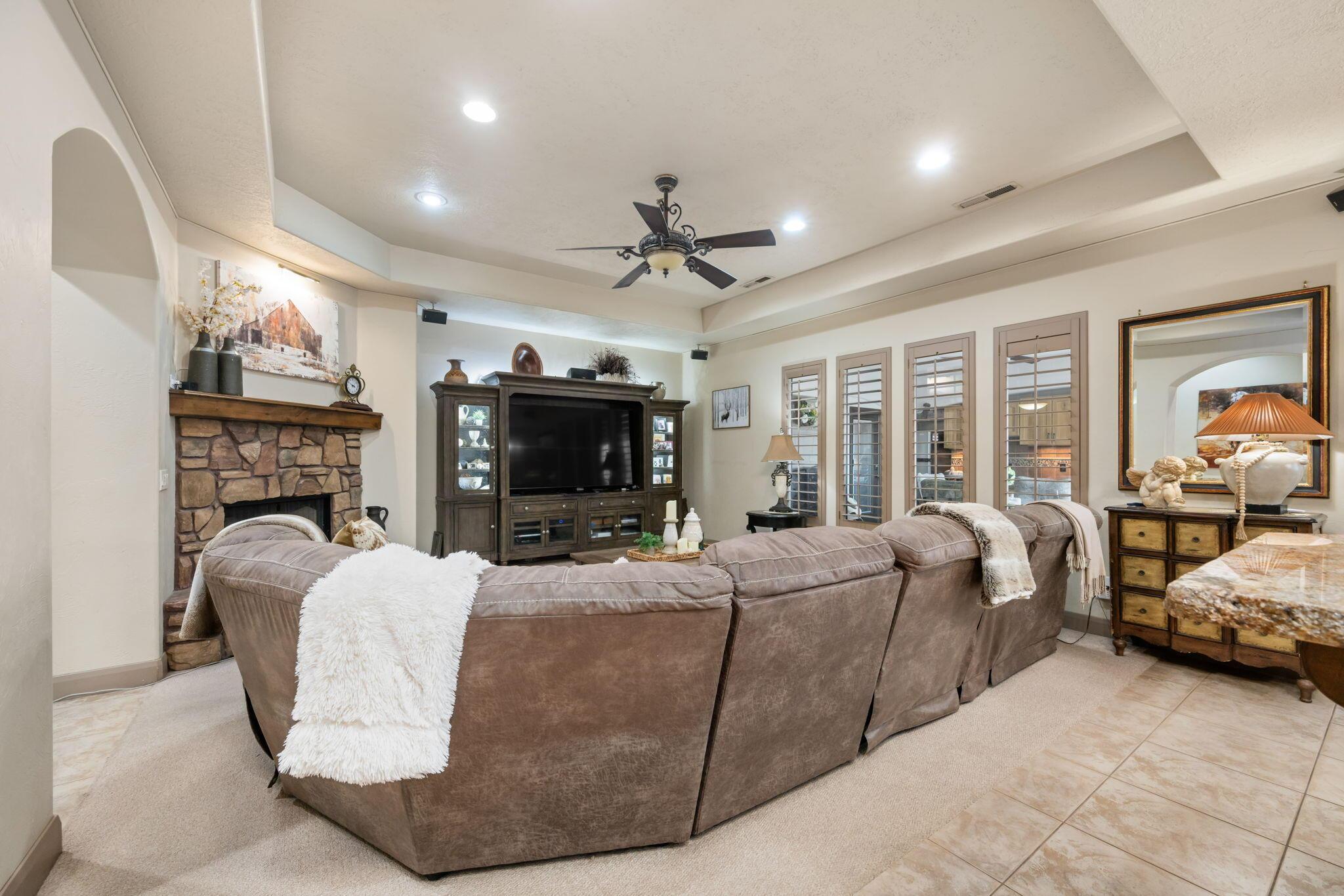 St George, Utah, 84790, United States, 4 Bedrooms Bedrooms, ,3 BathroomsBathrooms,Residential,For Sale,1931400