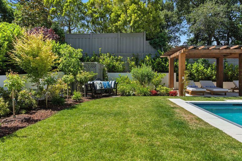San Mateo, California, 94402, United States, 4 Bedrooms Bedrooms, ,6 BathroomsBathrooms,Residential,For Sale,1836989