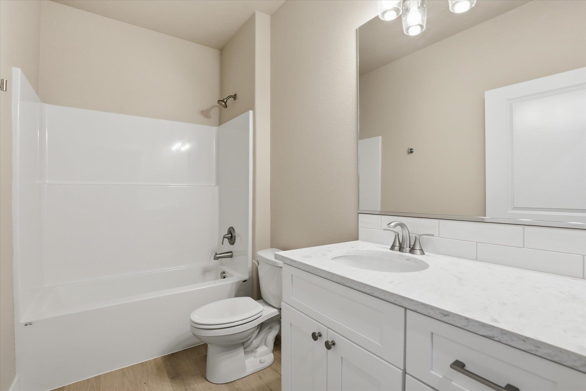 Deer Park, Washington, 99006, United States, 3 Bedrooms Bedrooms, ,2 BathroomsBathrooms,Residential,For Sale,1994775