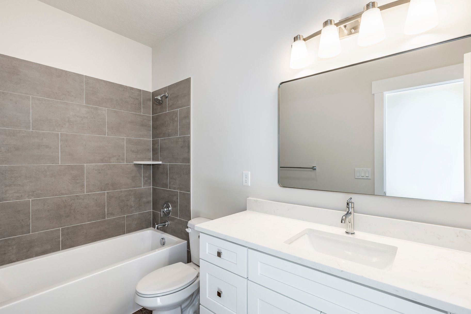  Beautiful Three-Bedroom Townhome at The Ridge at Spanish Fork - 物件實景