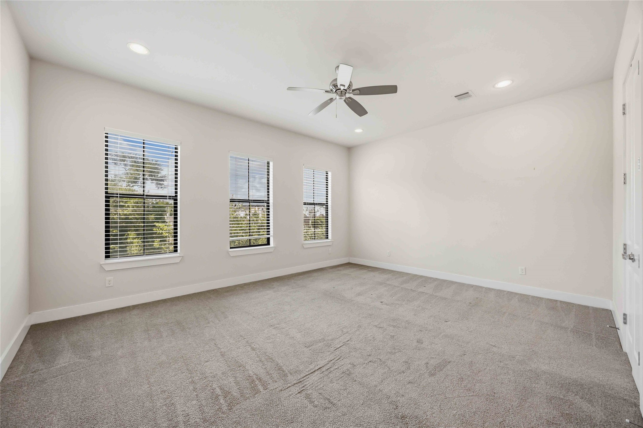  1208 W Dallas Street - 物件實景
