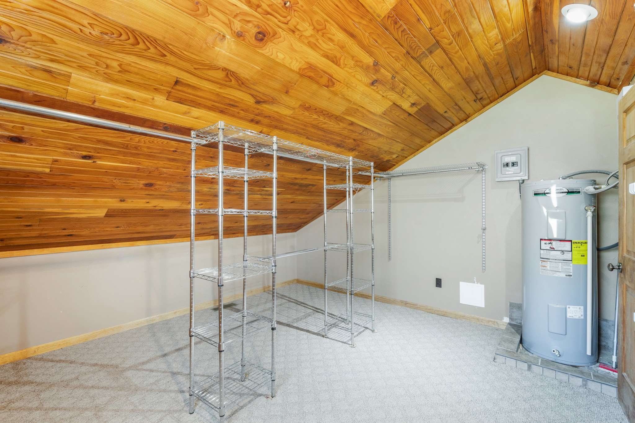 Mc Ewen, Tennessee, 37101, United States, 4 Bedrooms Bedrooms, ,3 BathroomsBathrooms,Residential,For Sale,1982794