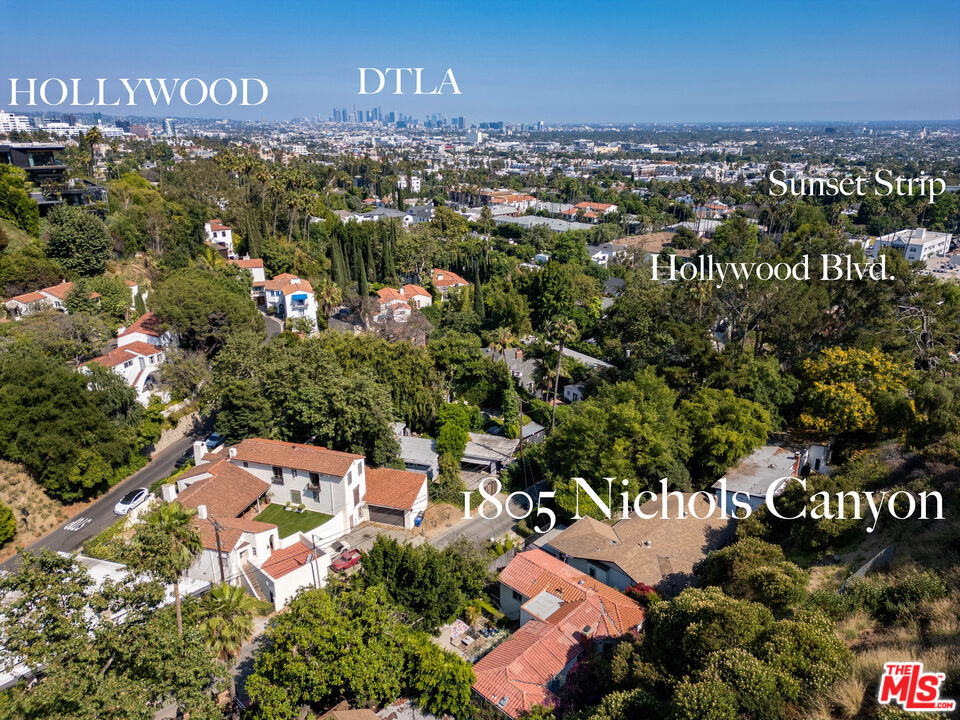 Los Angeles, California, 90046, United States, 3 Bedrooms Bedrooms, ,3 BathroomsBathrooms,Residential,For Sale,1838639