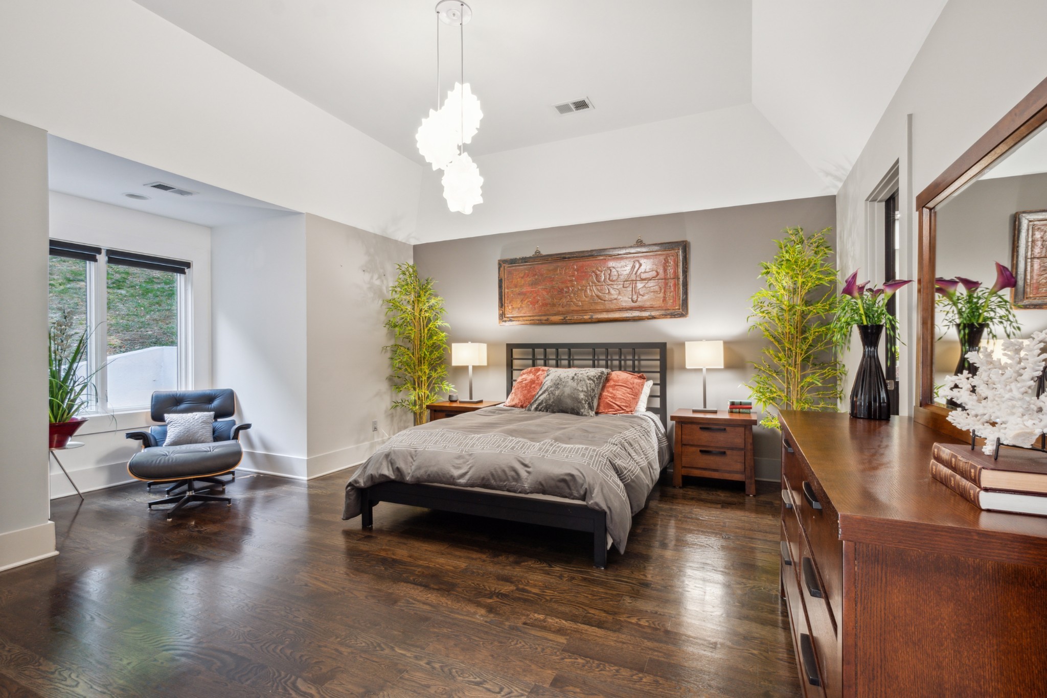 Nashville, Tennessee, 37215, United States, 5 Bedrooms Bedrooms, ,11 BathroomsBathrooms,Residential,For Sale,1997192