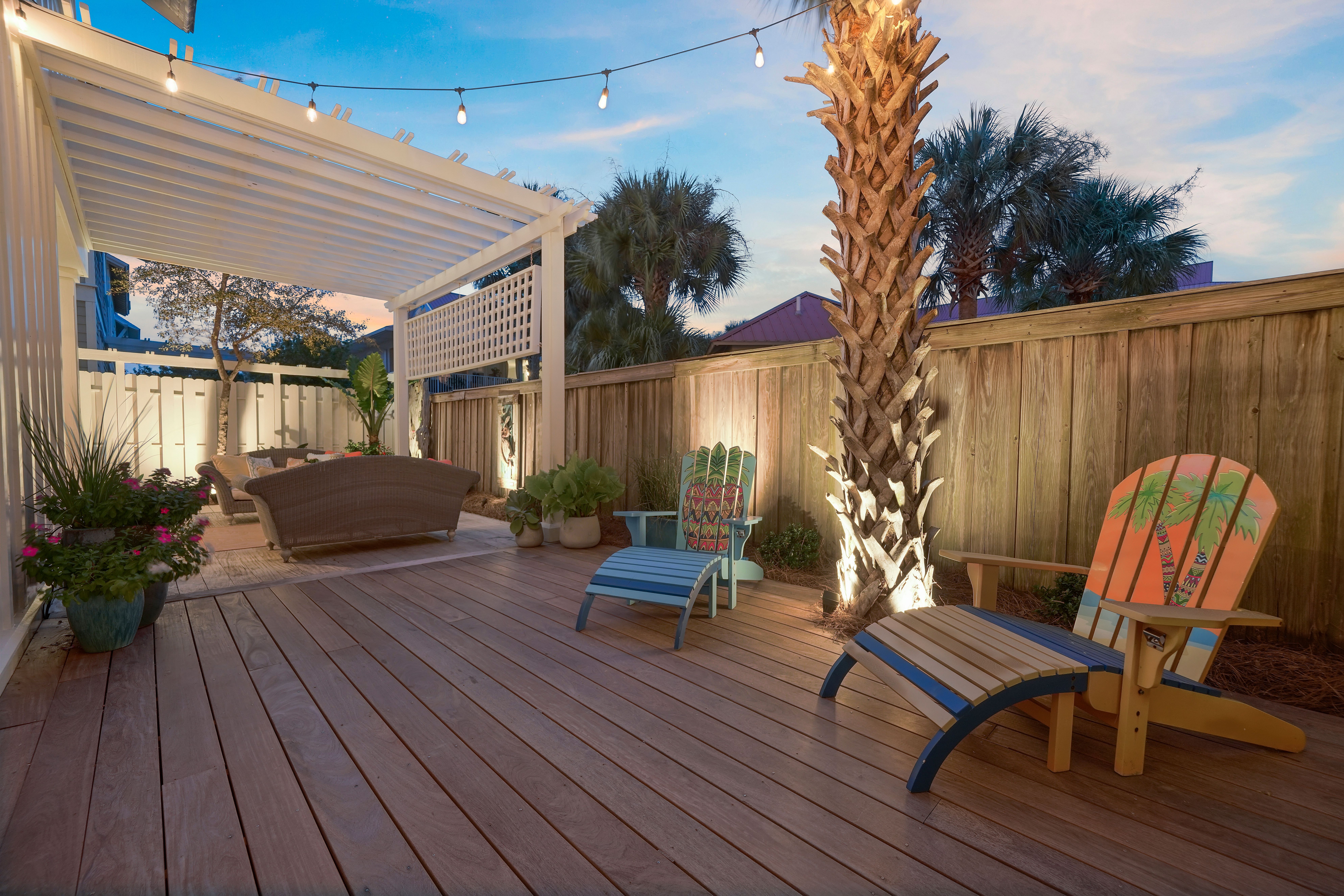  Versatile Multi-Level Retreat with Gulf Views & Pergola Deck - 物件實景