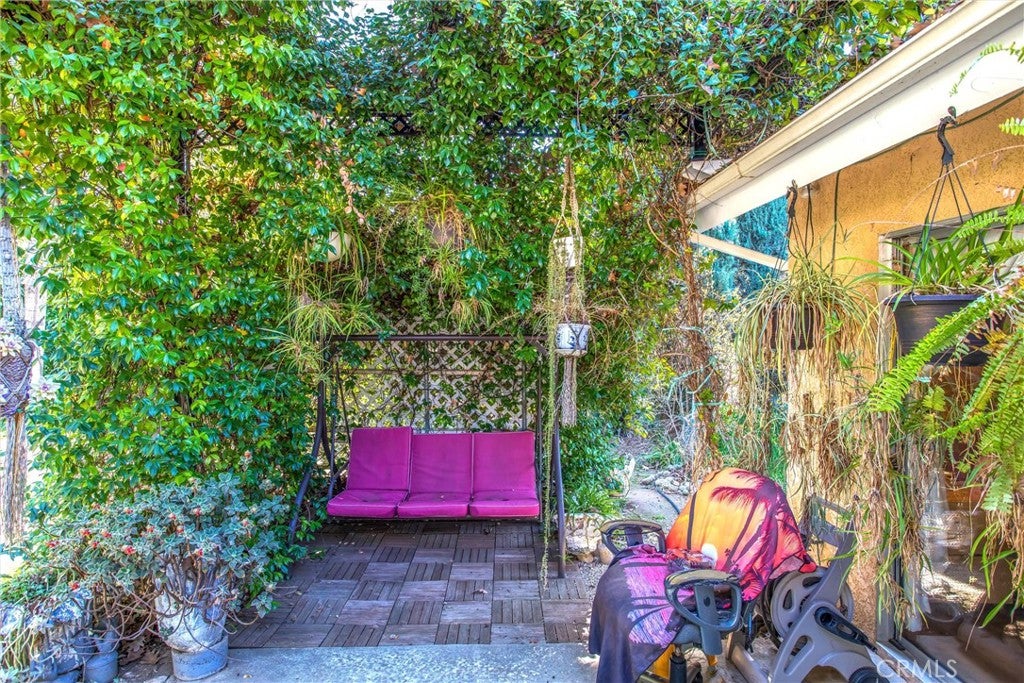 Yucaipa, California, 92399, United States, 3 Bedrooms Bedrooms, ,2 BathroomsBathrooms,Residential,For Sale,1980603