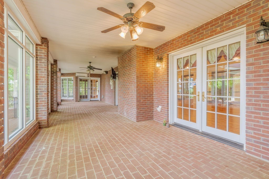 Clarksville, Tennessee, 37043, United States, 7 Bedrooms Bedrooms, ,7 BathroomsBathrooms,Residential,For Sale,1999210