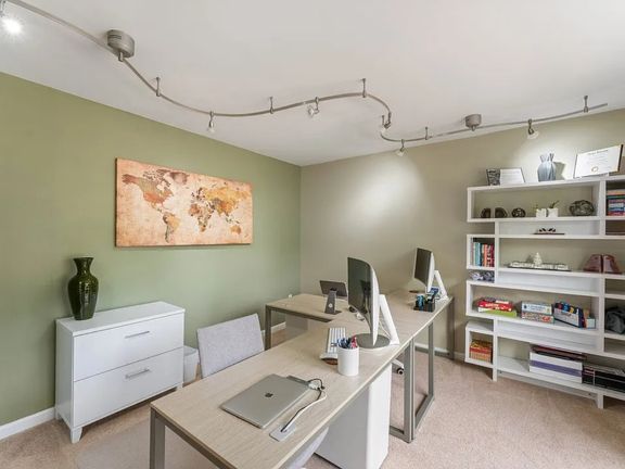 Manassas Park, Virginia, 20111, United States, 4 Bedrooms Bedrooms, ,4 BathroomsBathrooms,Residential,For Sale,1978924