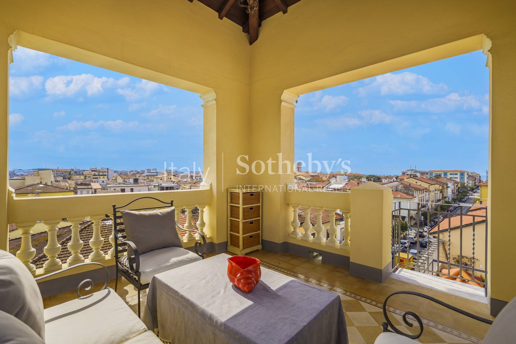  Liberty-style villa with panoramic terrace in Viareggio - 物件實景