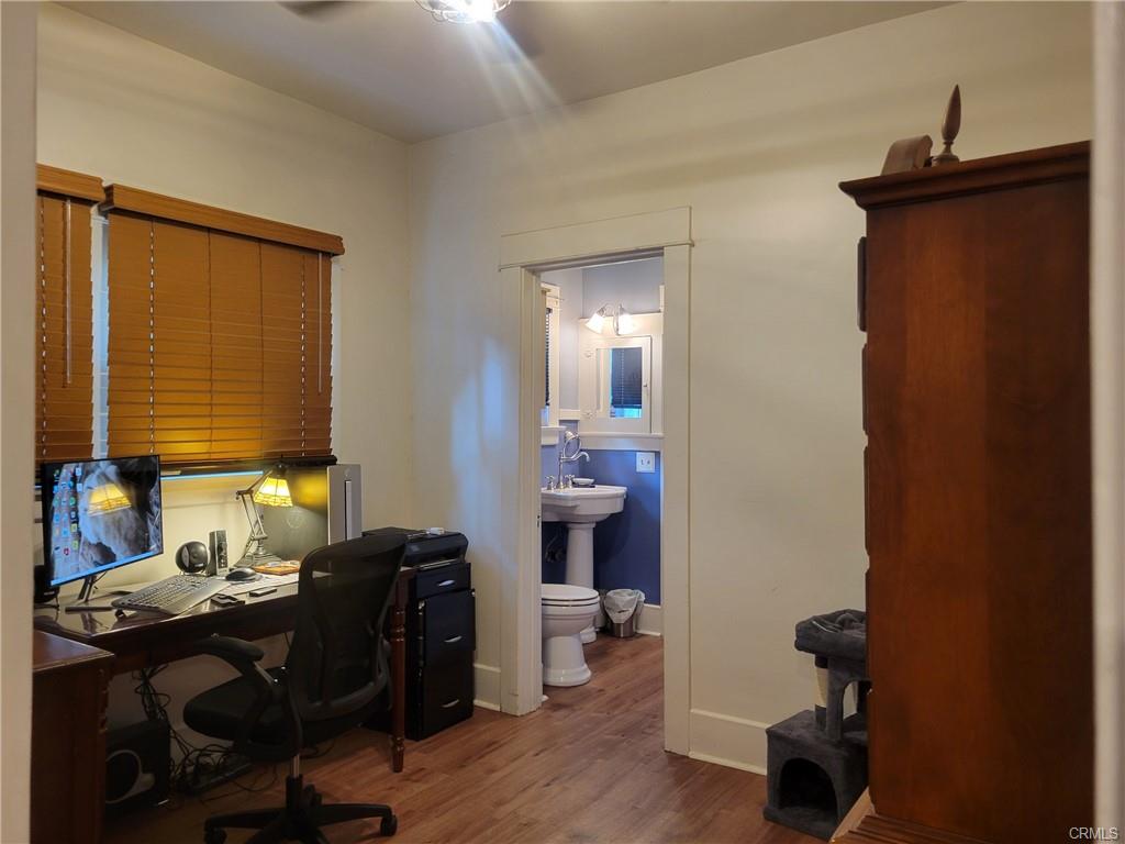 Ontario, California, 91762, United States, 2 Bedrooms Bedrooms, ,Residential,For Sale,1937617