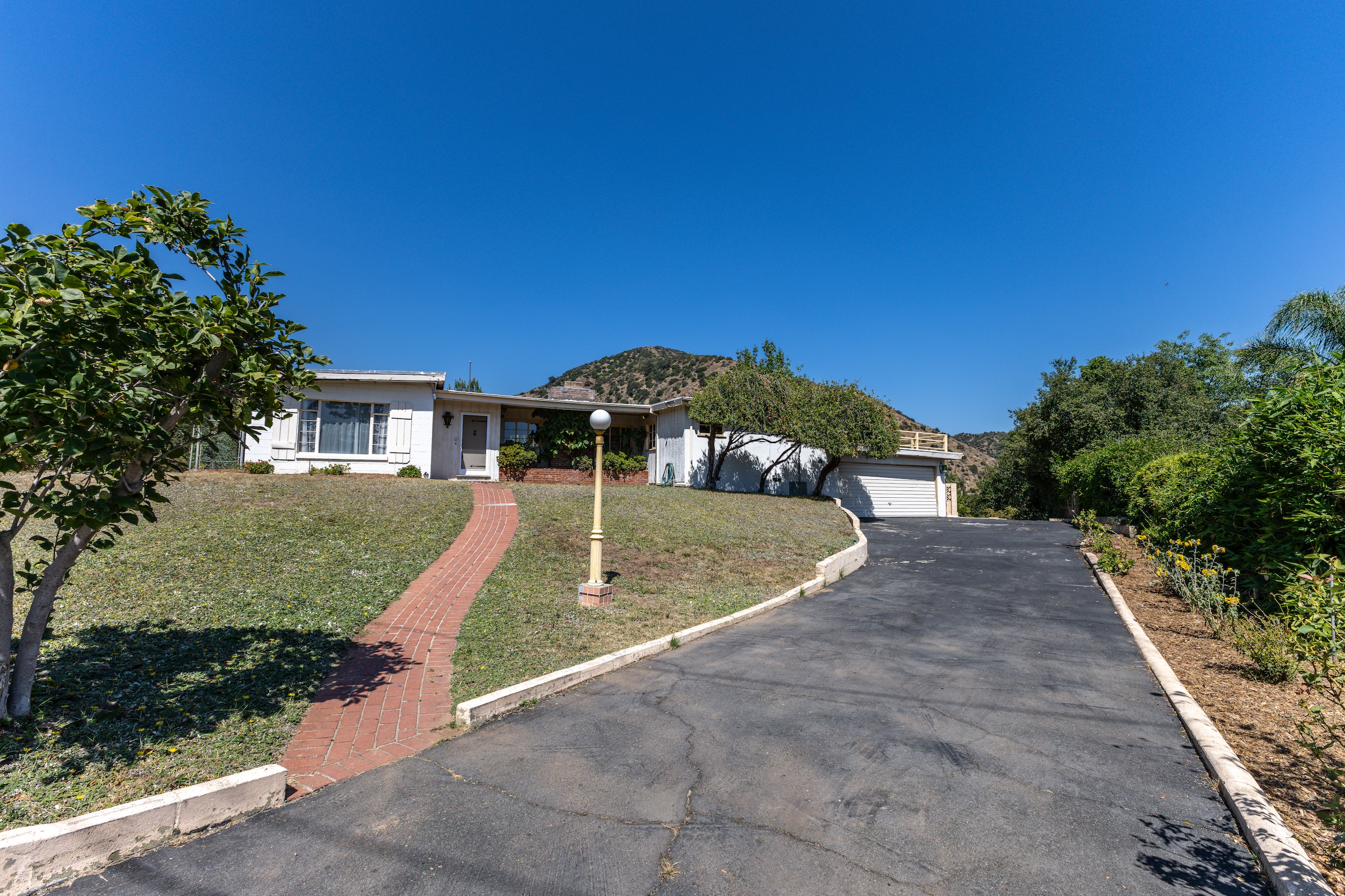  890 Ridgeside Drive - 物件實景