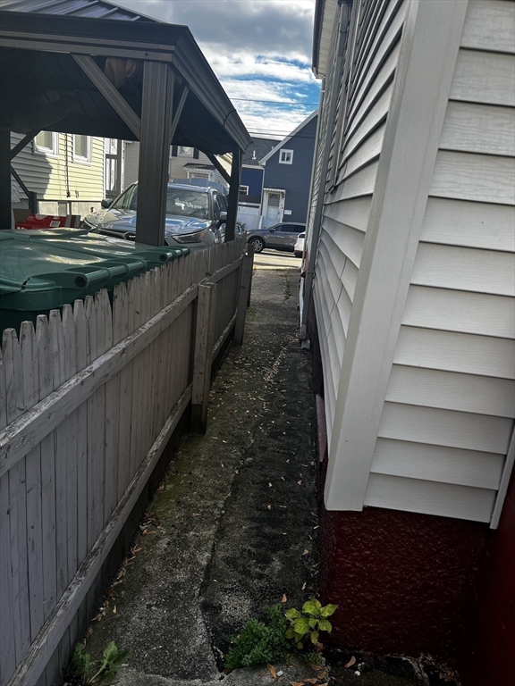 Lynn, Massachusetts, 01905, United States, 2 Bedrooms Bedrooms, ,2 BathroomsBathrooms,Residential,For Sale,1972732