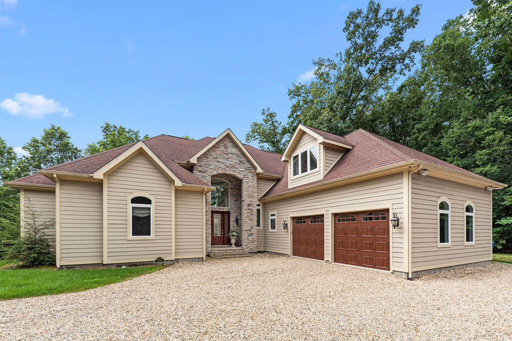 New Buffalo, Michigan, 49117, United States, 5 Bedrooms Bedrooms, ,4 BathroomsBathrooms,Residential,For Sale,1940411