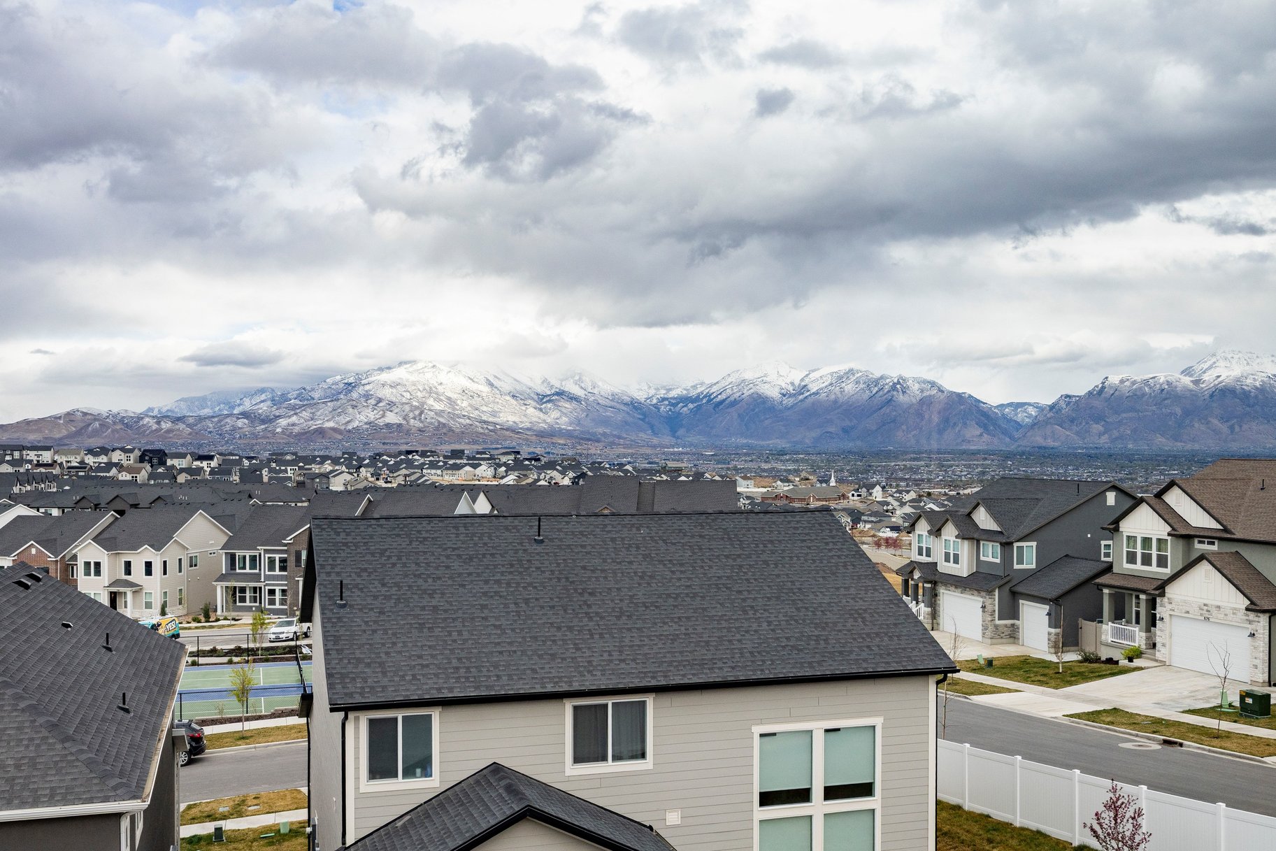  Pristine Home with Views, Rental Income, and Home Business Studio - 物件實景