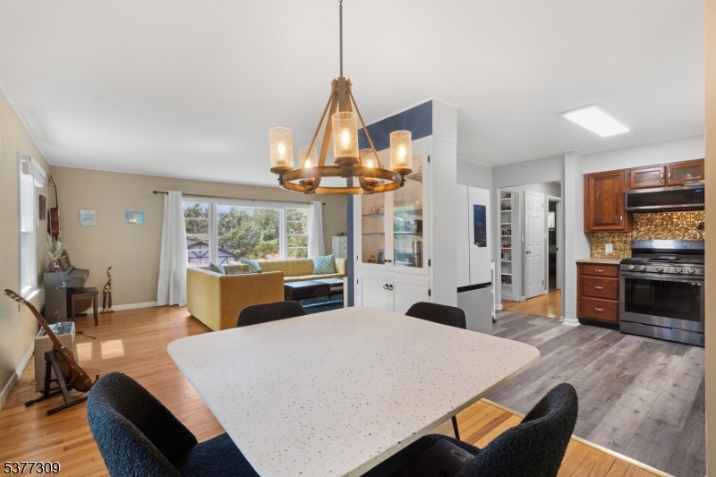 Sparta Twp., New Jersey, 07871, United States, 3 Bedrooms Bedrooms, ,2 BathroomsBathrooms,Residential,For Sale,1910998