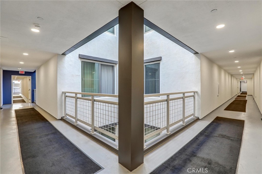 Long Beach, California, 90802, United States, 3 Bedrooms Bedrooms, ,2 BathroomsBathrooms,Residential,For Sale,1921298