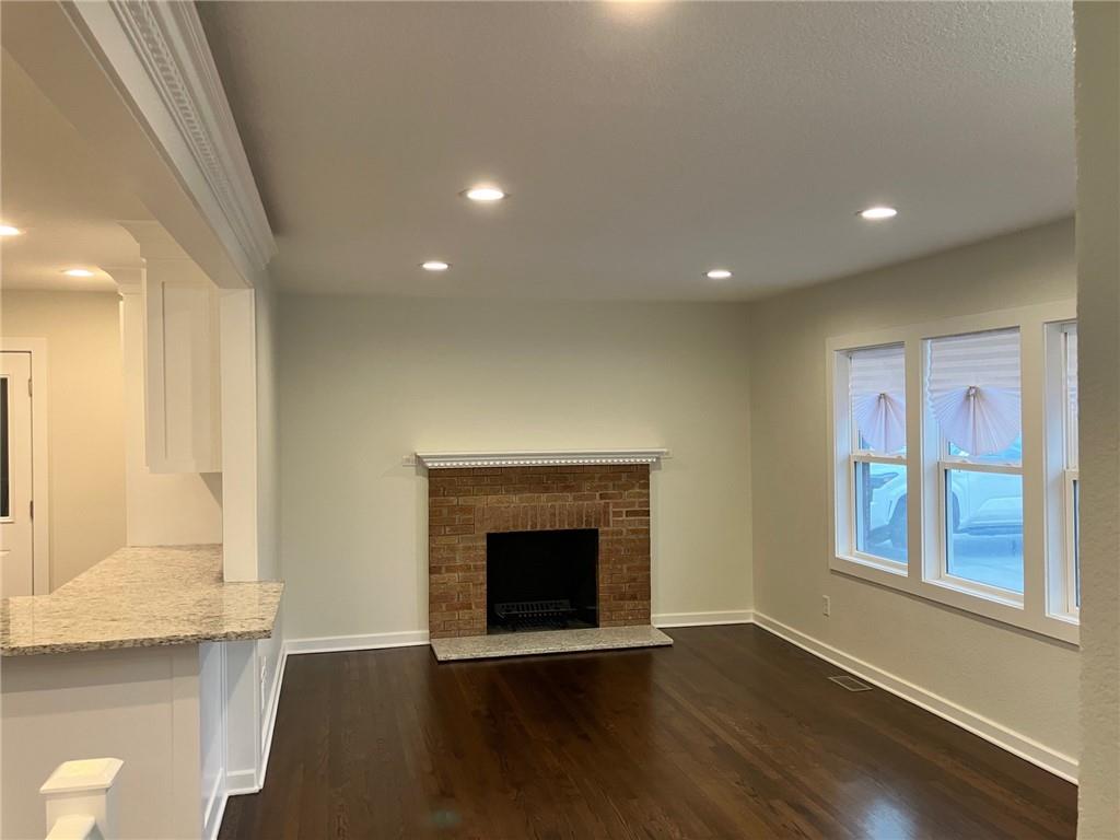 Parallel Pkwy, Kansas City, KS 66112 #1